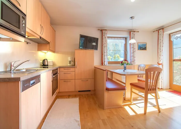 Schleicherhof Ii شقة ستراس ام زيلرتال